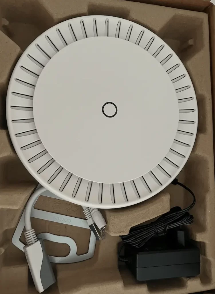 Mikrotik Cap Ax contenido caja